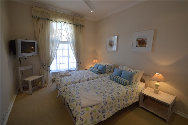 To Let 4 Bedroom Property for Rent in Seaside Longships Western Cape